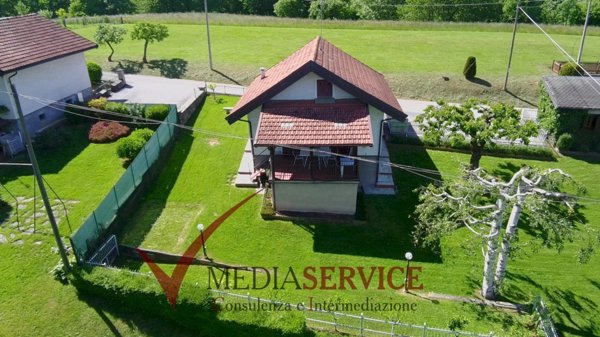 casa indipendente in vendita a Bernezzo