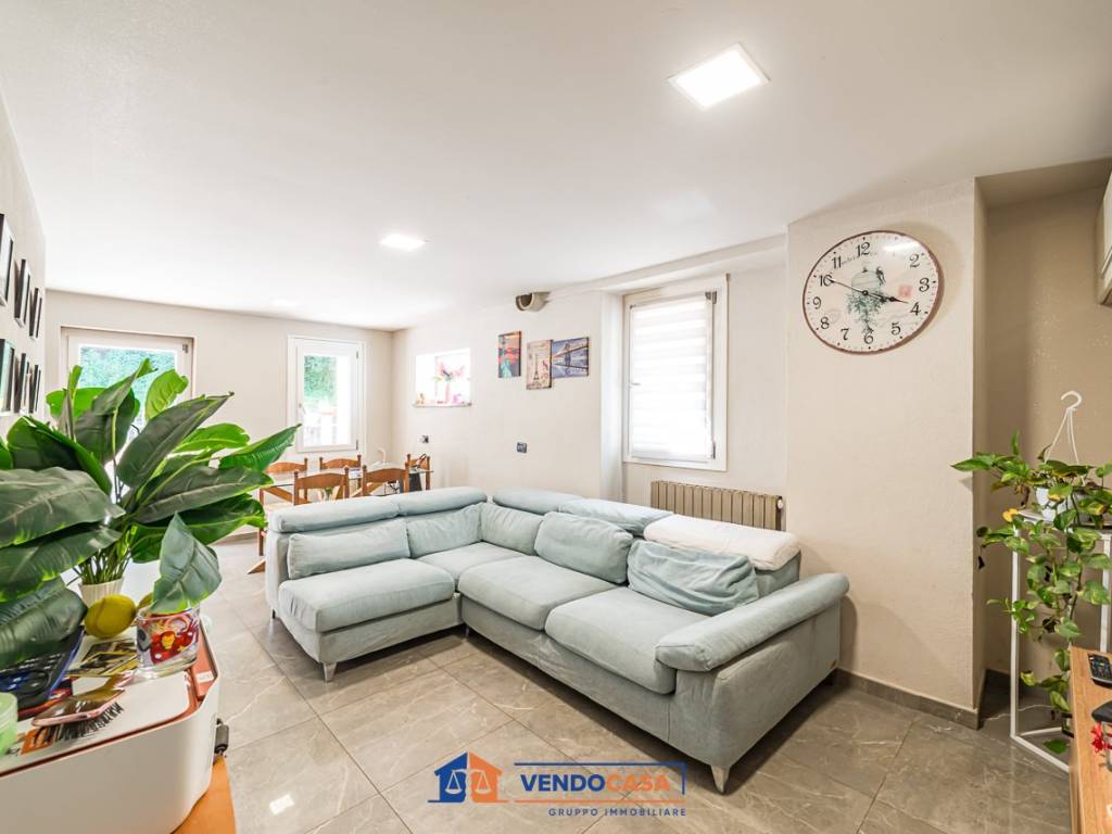 casa indipendente in vendita a Bernezzo