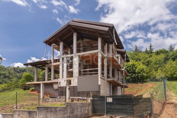 casa indipendente in vendita a Bernezzo
