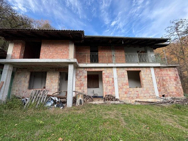 casa indipendente in vendita a Bernezzo