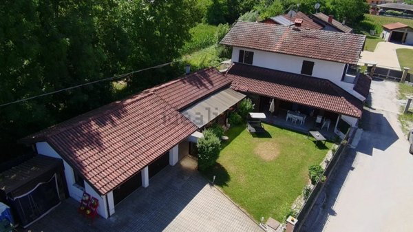 casa indipendente in vendita a Bernezzo in zona San Rocco
