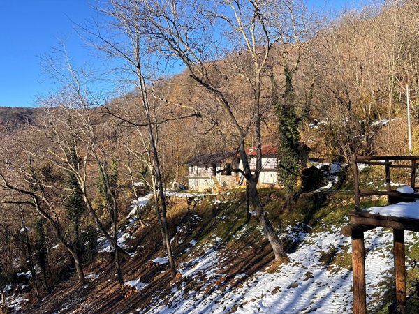 casale in vendita a Bernezzo in zona Sant'Anna