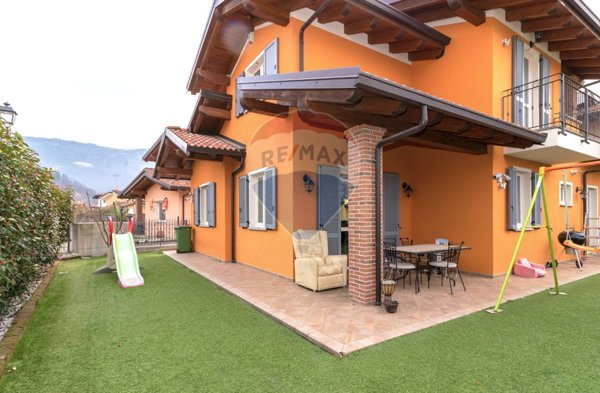 casa indipendente in vendita a Bernezzo