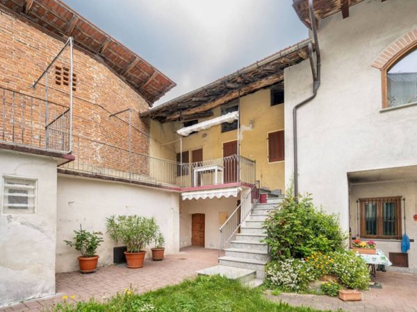 casa semindipendente in vendita a Bernezzo
