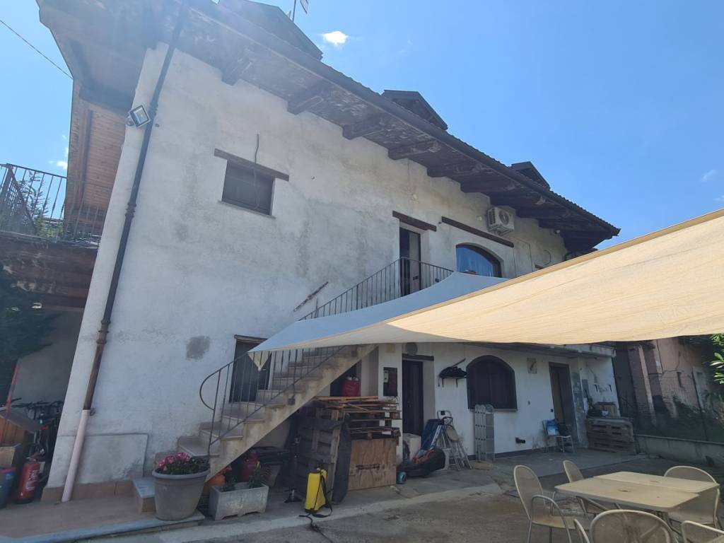 casa indipendente in vendita a Bernezzo in zona San Rocco