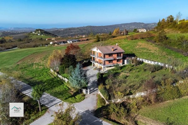 casa indipendente in vendita a Bonvicino