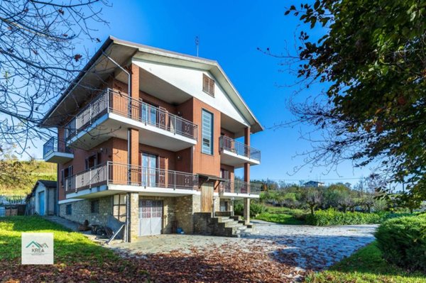 casa indipendente in vendita a Bonvicino