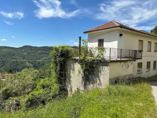 casa indipendente in vendita a Borgomale