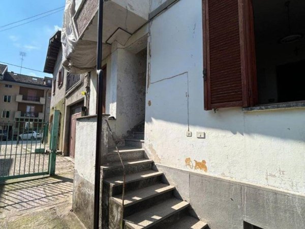intera palazzina in vendita a Borgo San Dalmazzo
