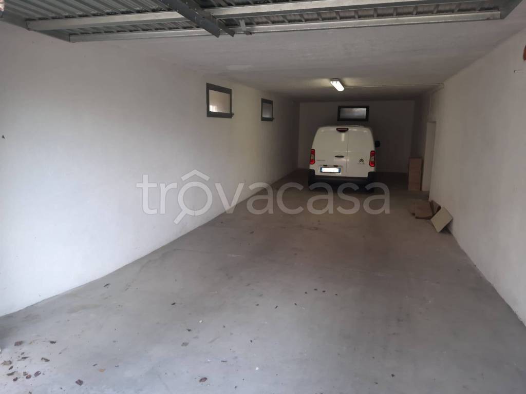 ufficio in vendita a Borgo San Dalmazzo