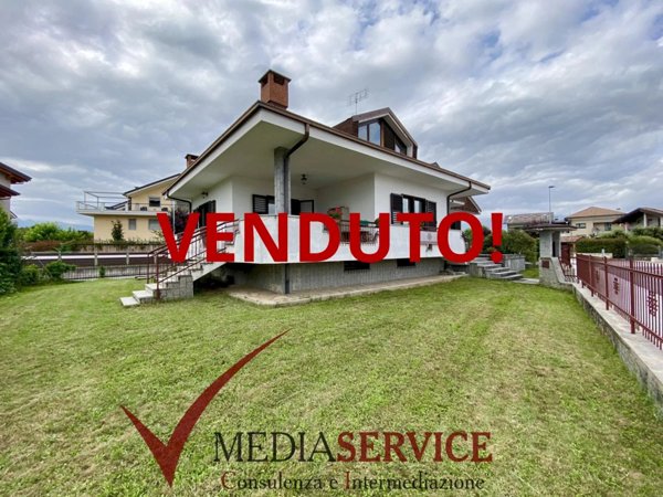 casa indipendente in vendita a Borgo San Dalmazzo