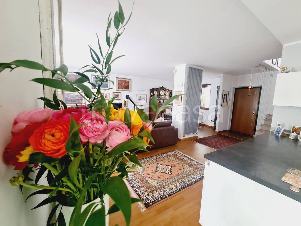 casa indipendente in vendita a Borgo San Dalmazzo