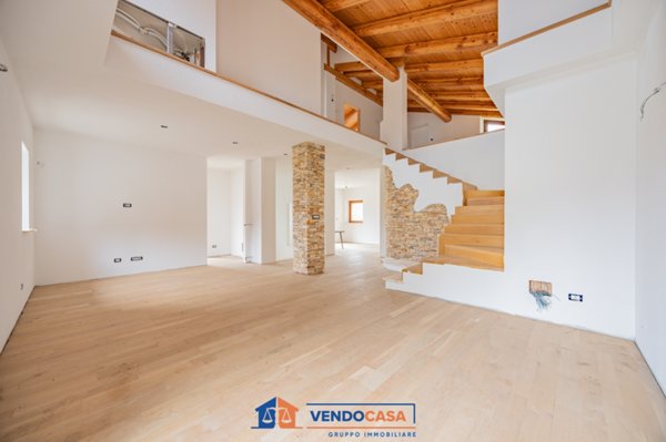 casa indipendente in vendita a Borgo San Dalmazzo
