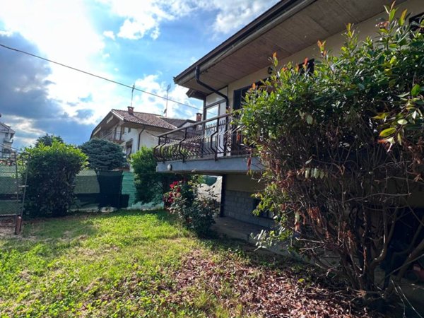 casa indipendente in vendita a Borgo San Dalmazzo