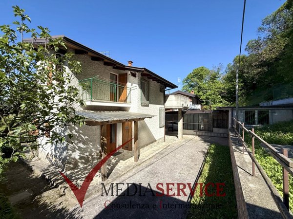 casa indipendente in vendita a Borgo San Dalmazzo in zona Beguda