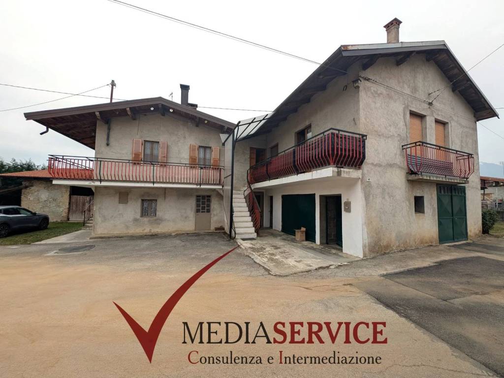 casa indipendente in vendita a Borgo San Dalmazzo