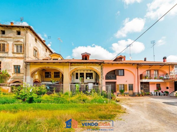 casa indipendente in vendita a Borgo San Dalmazzo in zona Beguda