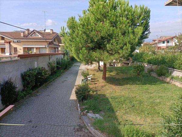 casa indipendente in vendita a Borgo San Dalmazzo