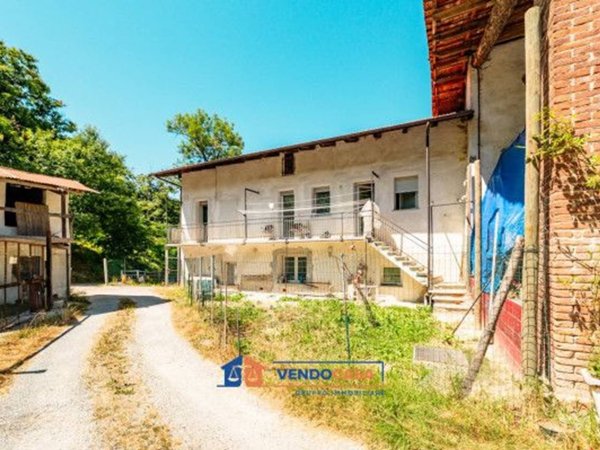 casa indipendente in vendita a Borgo San Dalmazzo in zona Beguda