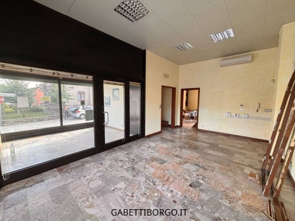 ufficio in vendita a Borgo San Dalmazzo in zona Beguda