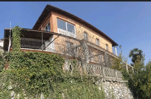 casa indipendente in vendita a Borgo San Dalmazzo