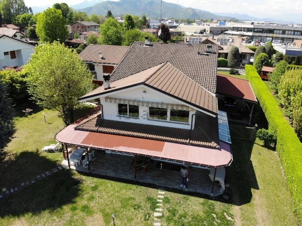 casa indipendente in vendita a Borgo San Dalmazzo