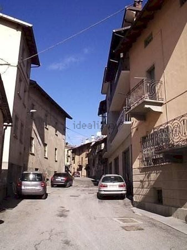 casa indipendente in vendita a Borgo San Dalmazzo