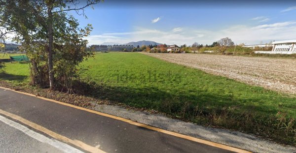 terreno edificabile in vendita a Borgo San Dalmazzo