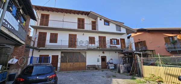 casa indipendente in vendita a Borgo San Dalmazzo