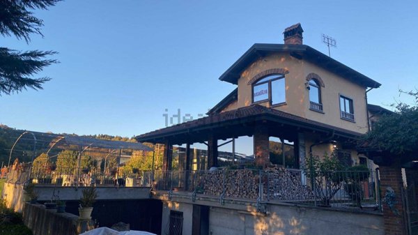 casa indipendente in vendita a Borgo San Dalmazzo