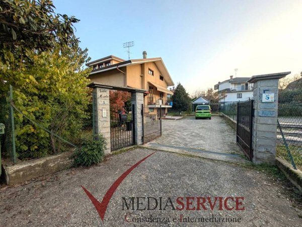 casa indipendente in vendita a Borgo San Dalmazzo