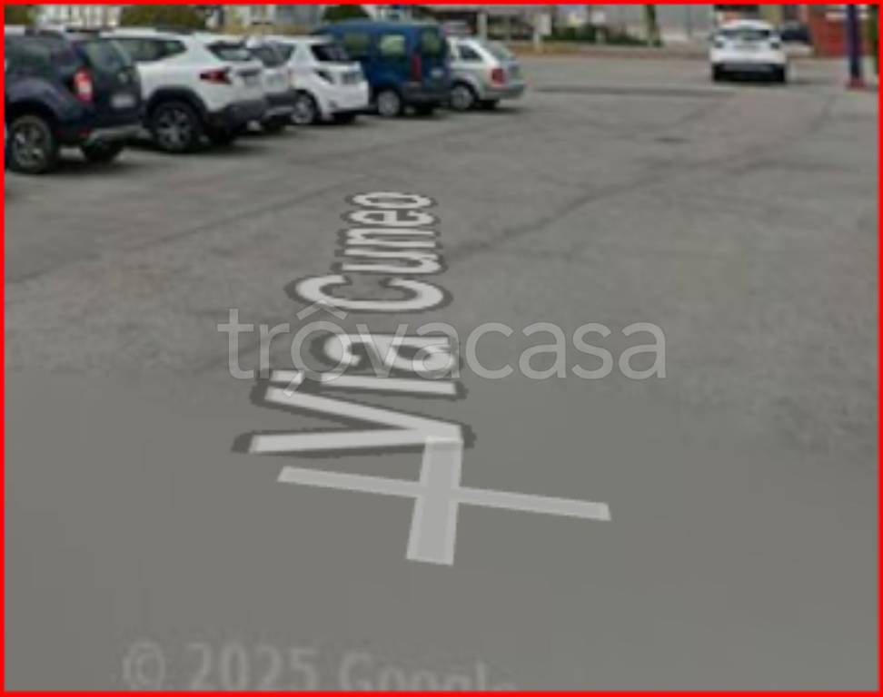 locale commerciale in vendita a Borgo San Dalmazzo