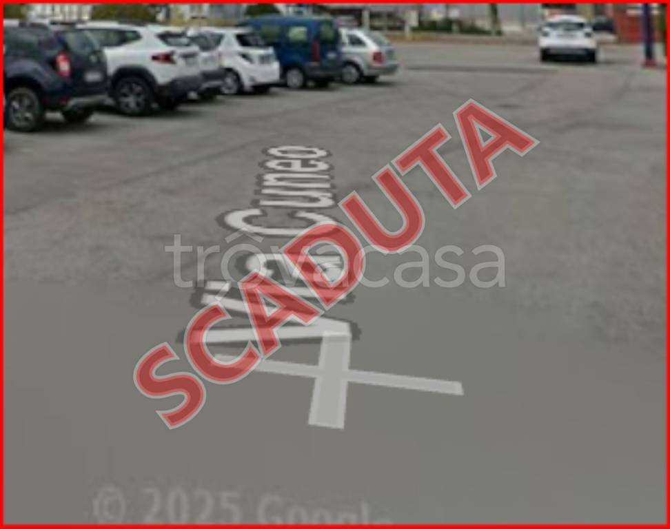 locale commerciale in vendita a Borgo San Dalmazzo