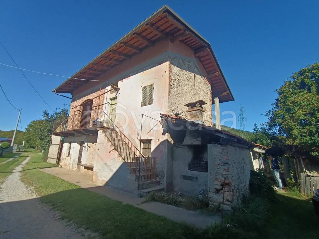casa indipendente in vendita a Borgo San Dalmazzo