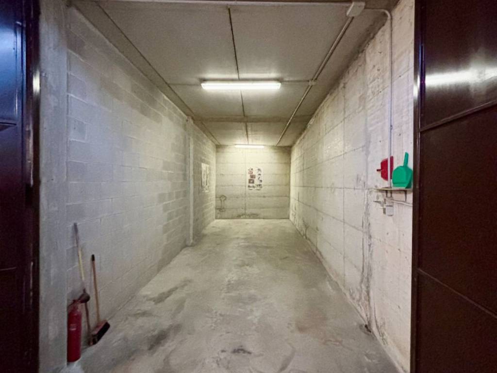 locale di sgombero in vendita a Borgo San Dalmazzo