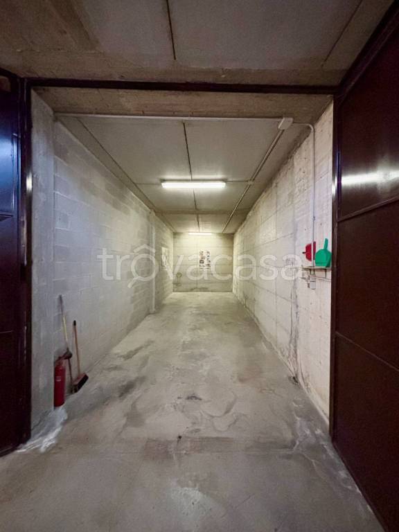 locale di sgombero in vendita a Borgo San Dalmazzo