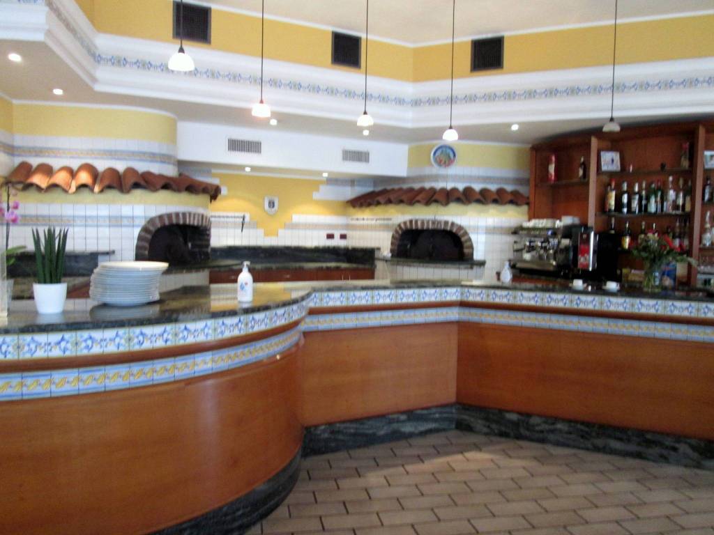 negozio in vendita a Borgo San Dalmazzo