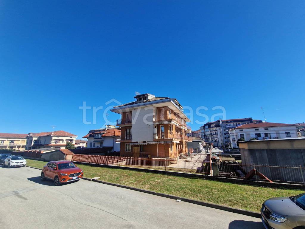 appartamento in vendita a Borgo San Dalmazzo