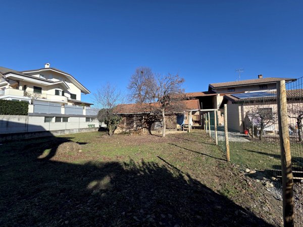 casa indipendente in vendita a Borgo San Dalmazzo