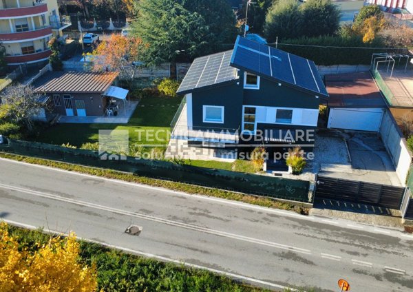 casa indipendente in vendita a Borgo San Dalmazzo