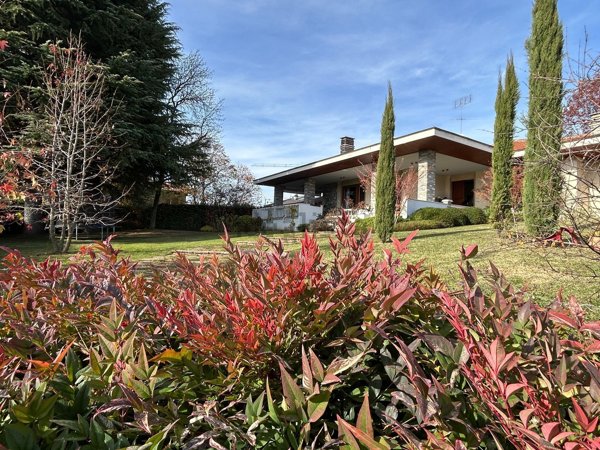 casa indipendente in vendita a Borgo San Dalmazzo