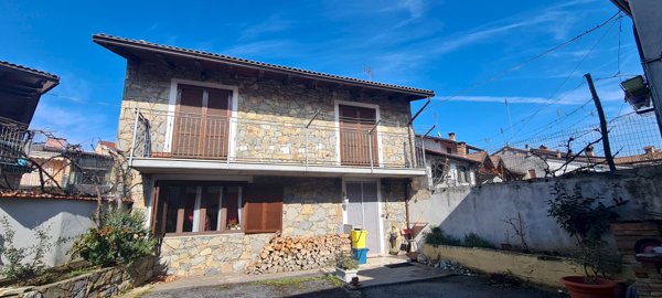 casa indipendente in vendita a Borgo San Dalmazzo