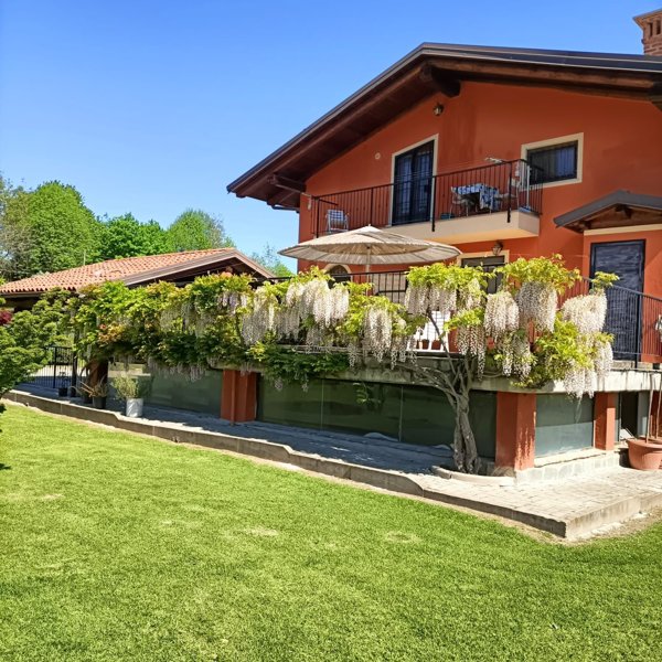 casa indipendente in vendita a Borgo San Dalmazzo