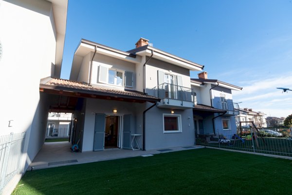 casa indipendente in vendita a Borgo San Dalmazzo