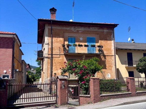 casa indipendente in vendita a Borgo San Dalmazzo