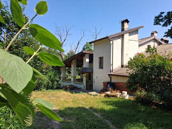casa indipendente in vendita a Borgo San Dalmazzo in zona Beguda
