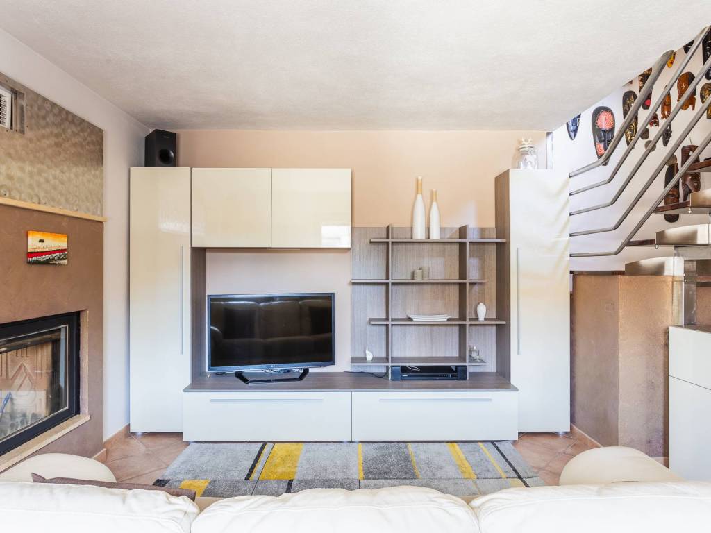 casa indipendente in vendita a Borgo San Dalmazzo