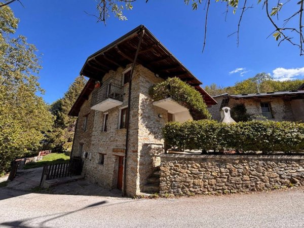 casale in vendita a Borgo San Dalmazzo in zona Sant'Antonio Aradolo