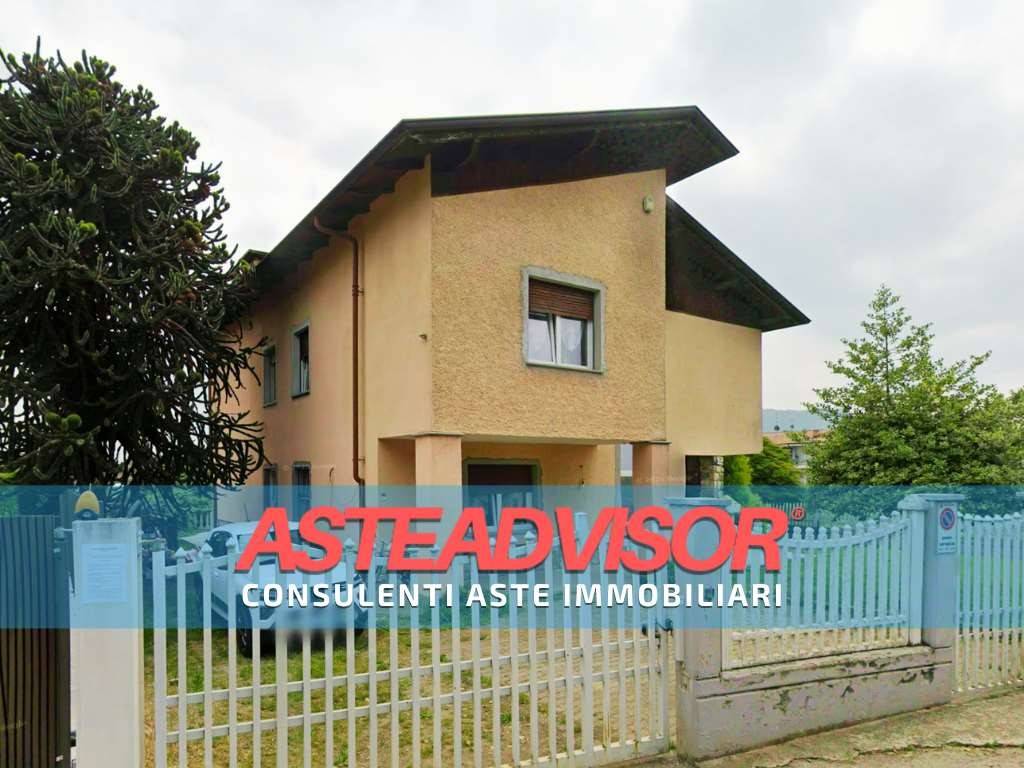 casa indipendente in vendita a Borgo San Dalmazzo