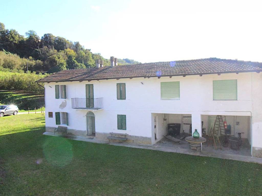 casa indipendente in vendita a Bosia